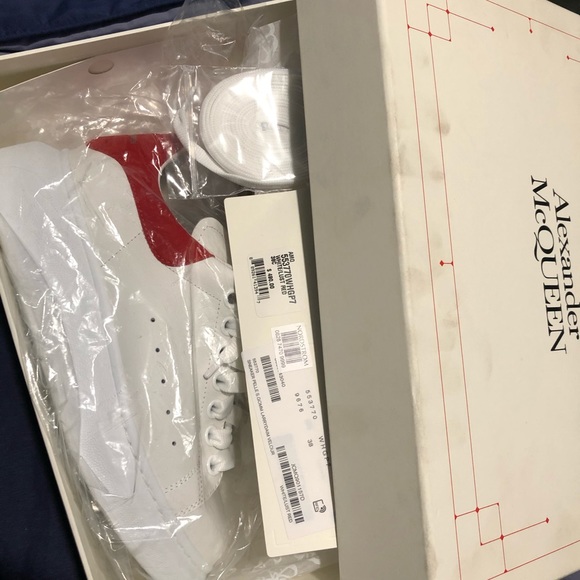 Alexander McQueen Sneakers - Picture 3 of 5